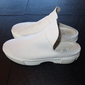 AGL White Backless Closed Toe Slip-ons